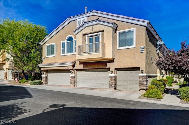 Building Photo - 9140 Forest Willow Ave Unit 101