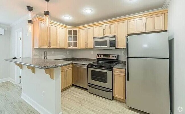 Building Photo - 45 Sheridan Dr NE Rental