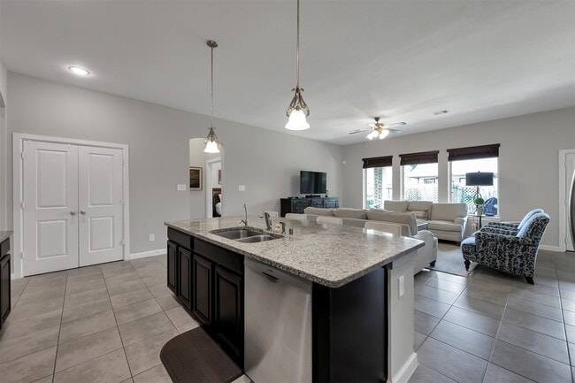 Building Photo - 31507 Reston Cliff Ct