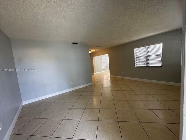 Photo - 7860 SW 16th St