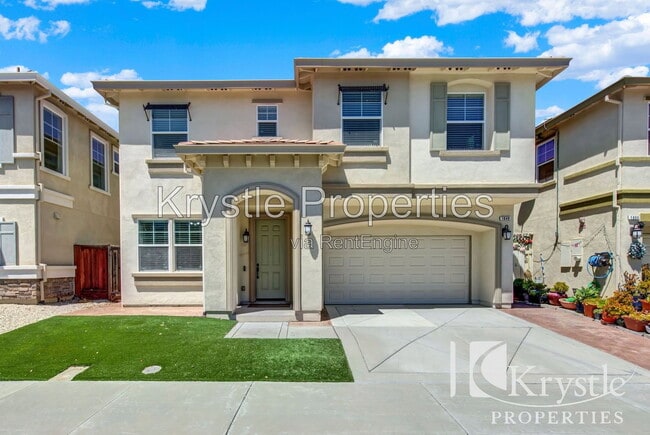 Building Photo - 1649 Roma Dr