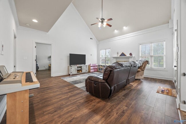 Photo - 11 Nandina Ln SW