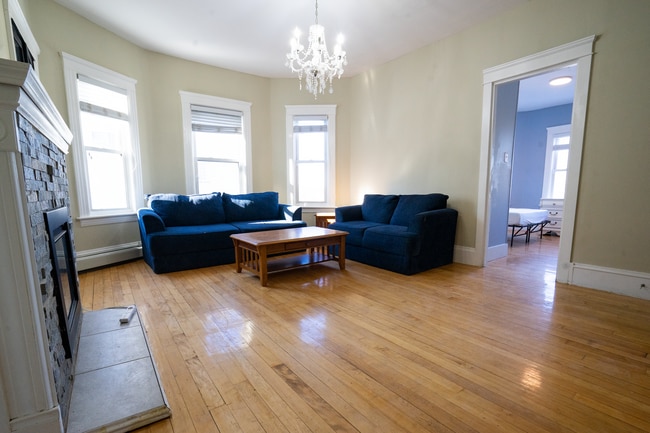 Photo - 82 Green Hill Pky Unidad 2