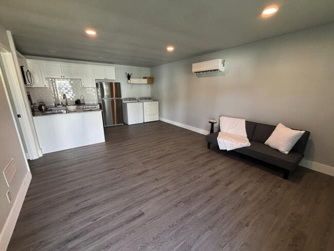 Photo - 308 S Cleveland St Unit D