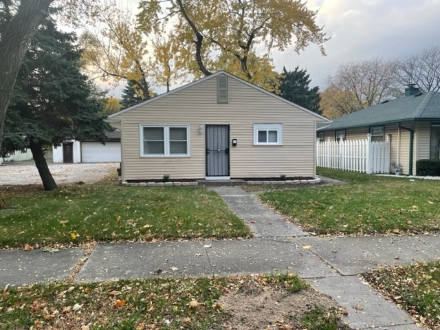 Photo - 14724 Dobson Ave Casa