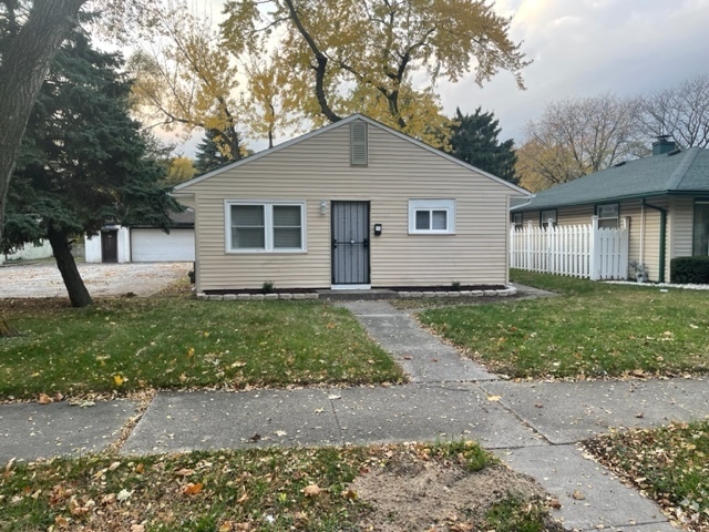 Building Photo - 14724 Dobson Ave Rental