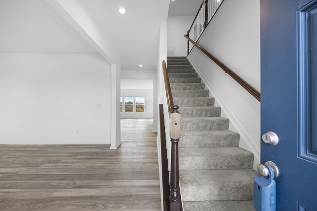 Photo - 6295 Honey Farm Way