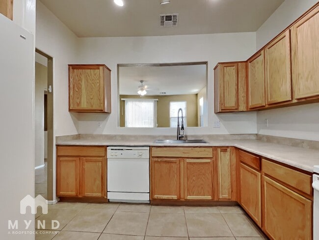 Photo - 2204 W San Tan Hills Dr
