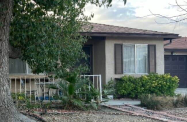 Photo - 497 San Dimas St House