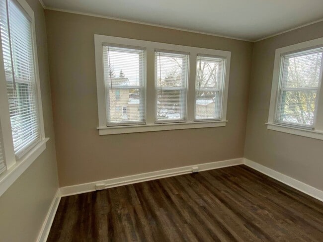 Photo - 1301 Davis Ave NW Unit Apt 2