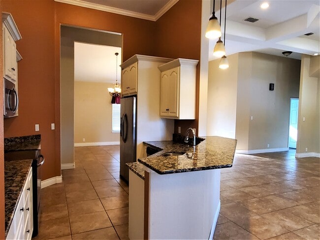 Photo - 409 Silver Sage Dr