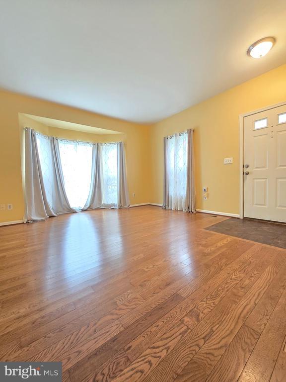 Building Photo - 160 Leeds Creek Cir