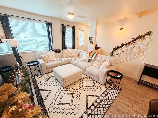 Photo - 724 Kakala St