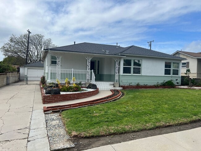 Building Photo - Montalvo Area Single Family Home