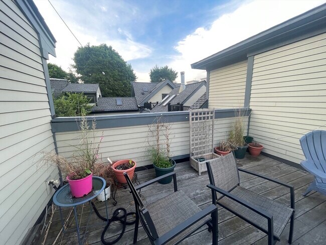 Photo - 15 Mount Vernon St