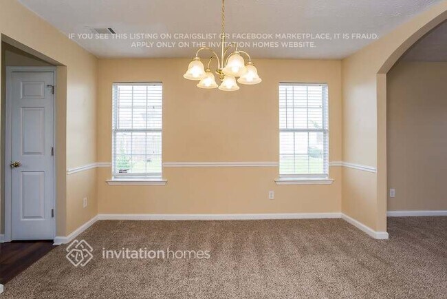 Photo - 350 Overlook Turn NW