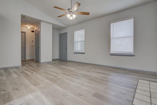 Photo - 9624 Sugar Hill Dr