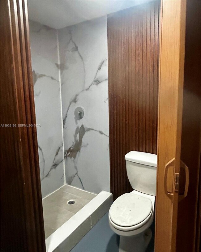 Photo - 4510 SW 38th St Unit 1