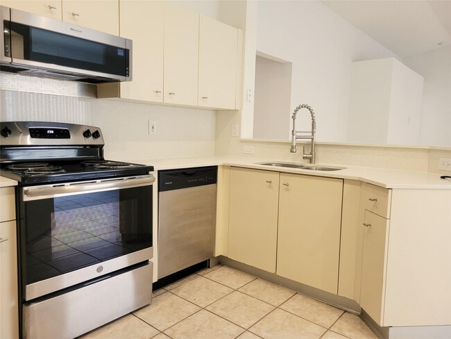 Photo - 1409 Sabal Trail