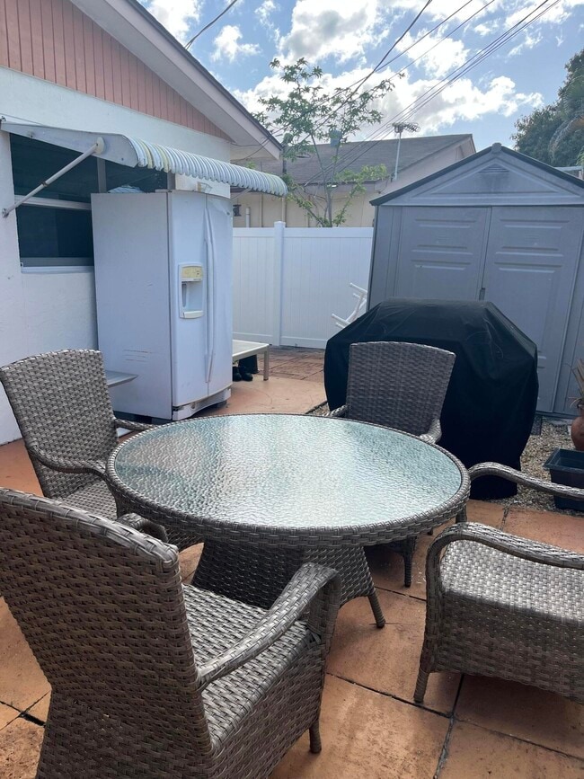 Photo - 5843 Albert Rd