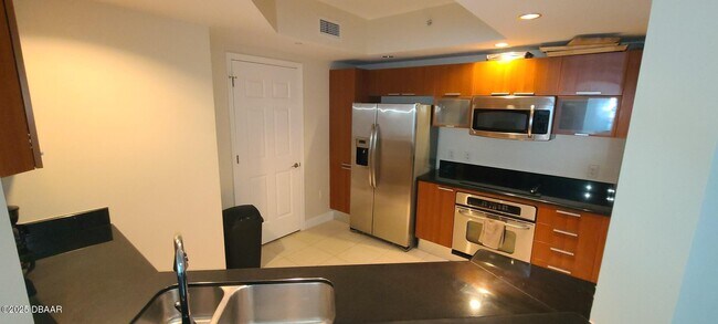 Photo - 241 Riverside Dr Unit 308