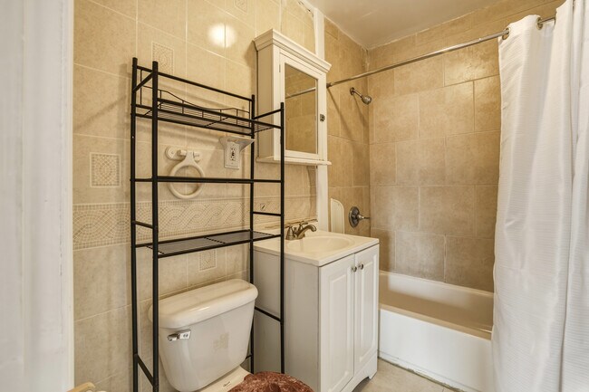 Photo - 1 William St