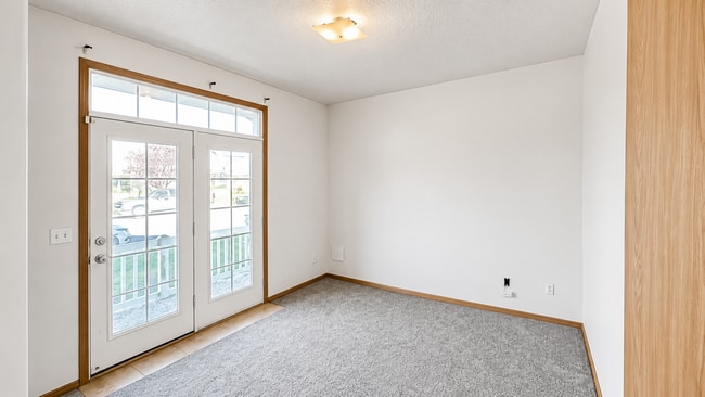 Photo - Pet friendly 3 bedroom home availanle June 1st!