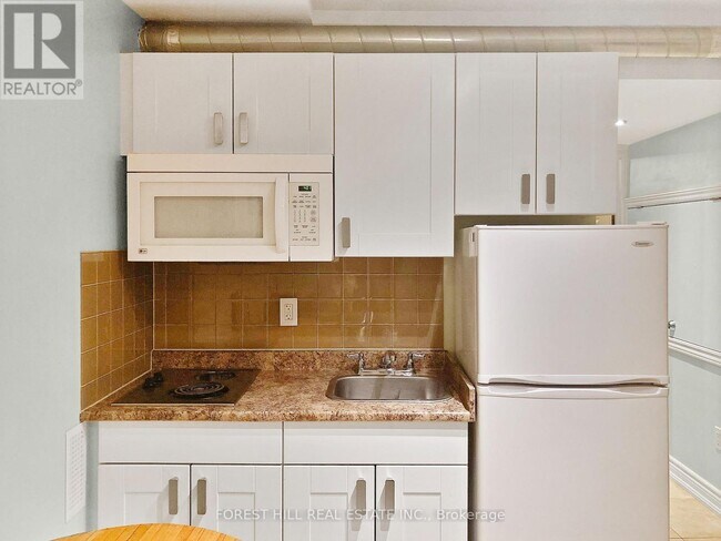 Photo - 1491 Dundas St W Unit 1B