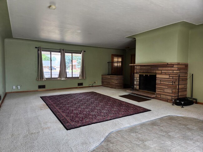 Photo - 1326 Fremont Ct