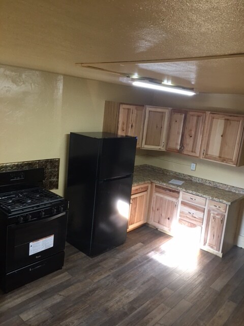 Cocina nueva - 846 McKinley St Unidad 846