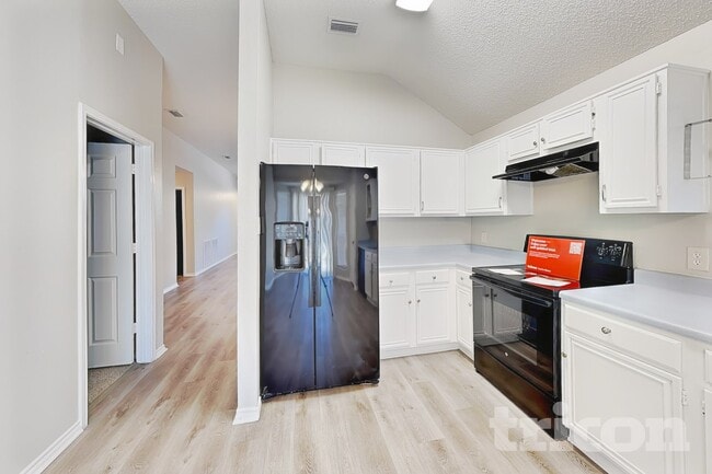 Photo - 2329 Belton Dr