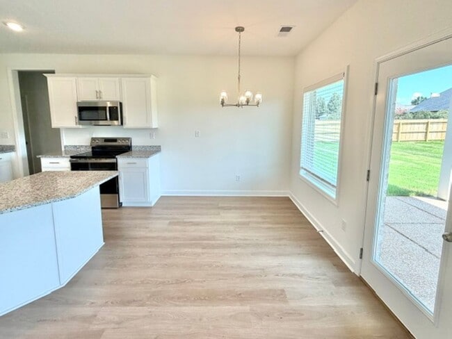 Photo - 135 Summer Rose Ln Unit 1