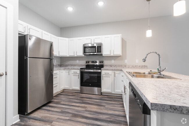 3BR, 2.5BA - 1,682SF - Kitchen