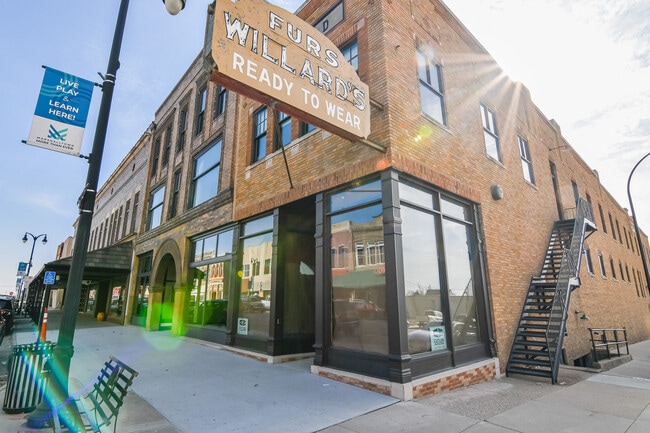 Photo - 36 W Main St Unit 201