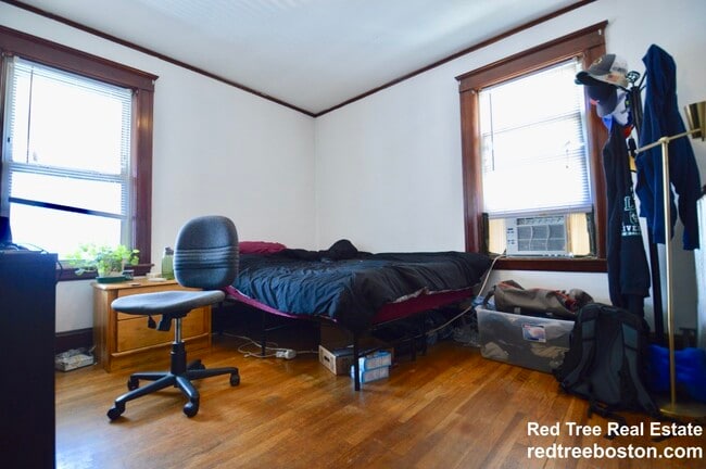 Photo - 55 Etna St Unit 1