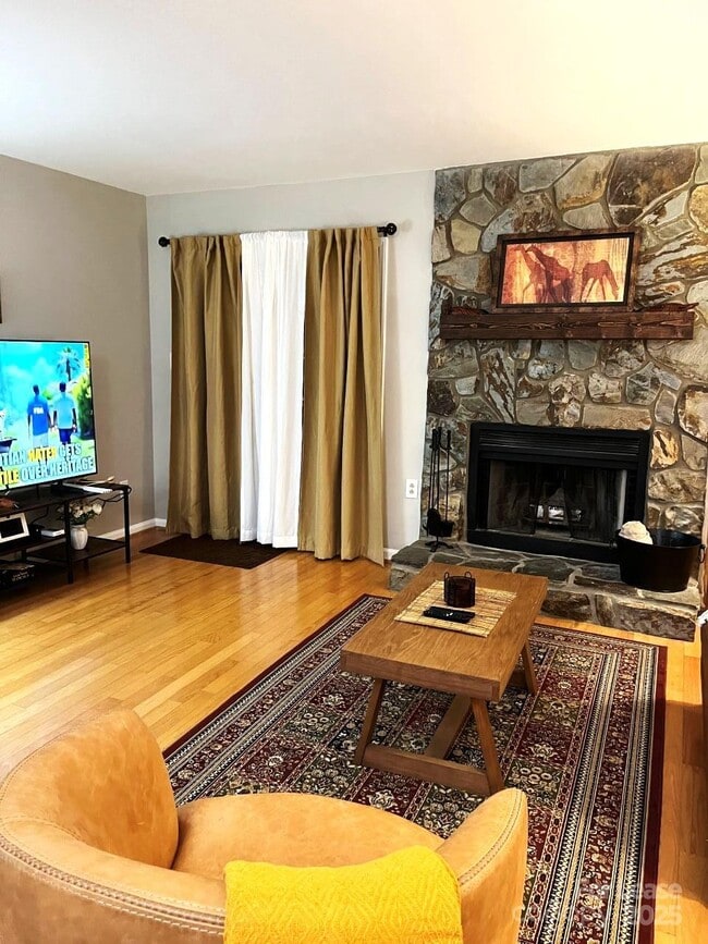 Photo - 8103 Circle Tree Ln