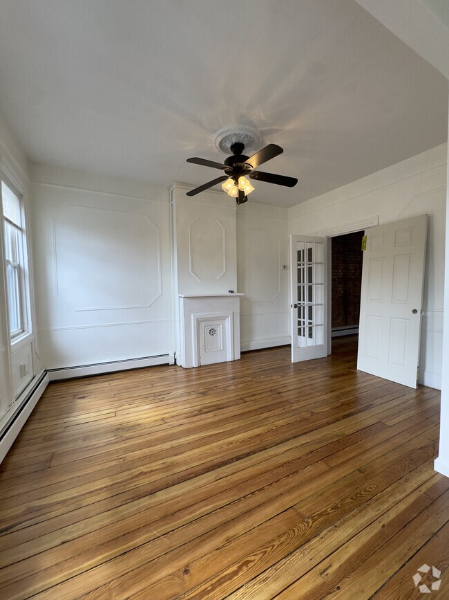 Building Photo - 354 7th St Unit 3 Rental
