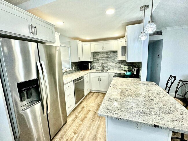 Photo - 177 Brittany Terrace