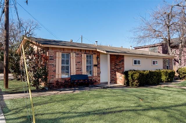 Photo - 506 N Elm St