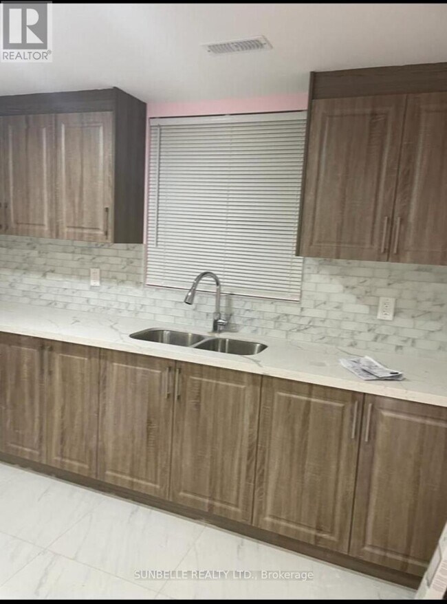 Photo - 26 Senwood St