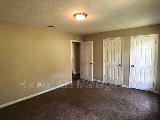 Photo - 1200 Birchwood St