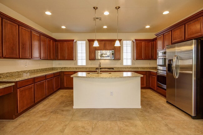 Photo - 12047 N Golden Mirror Dr