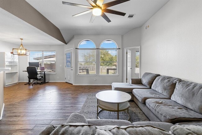 Photo - 1318 Settlers Valley Dr