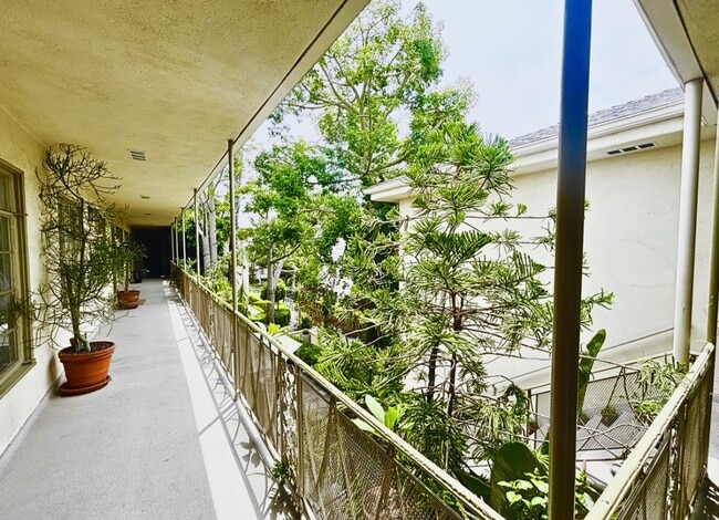Building Photo - The Terrace