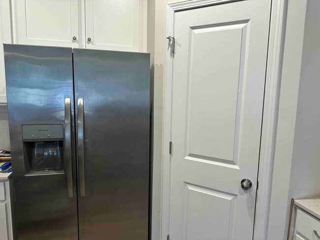 Photo - 261 E Compass Wy