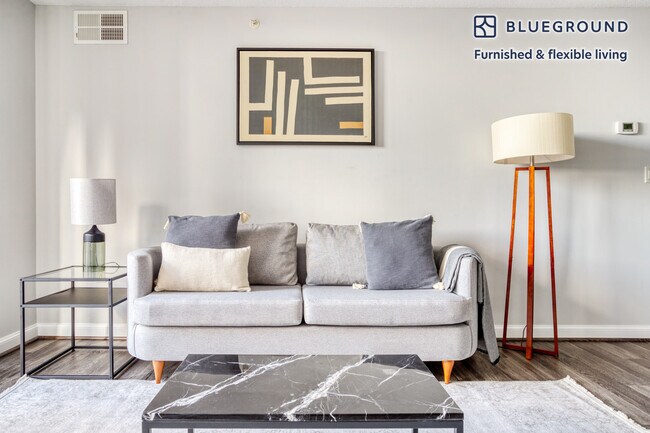 Photo - 4835 Cordell Ave Unit FL9-ID409