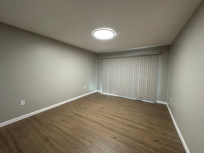 Photo - 79 Greenbrook Dr