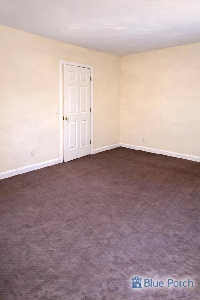 Mosely St Unit B