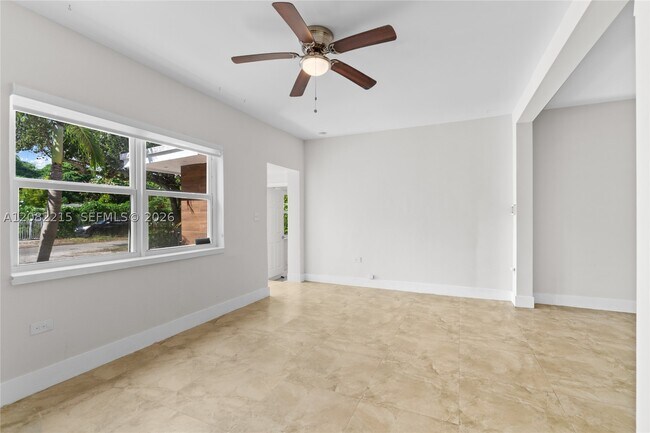 Photo - 175 NW 121st St