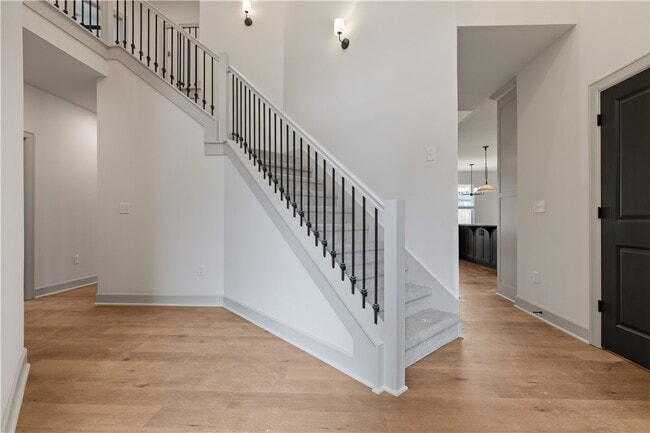 Photo - 1121 Whistler St